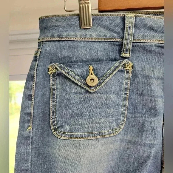 Arizona Jean Co. Shorts (9) - Picture 2 of 9